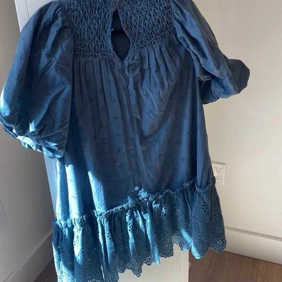 Love the Label puff sleeve dress in blue - Picture 3 of 3